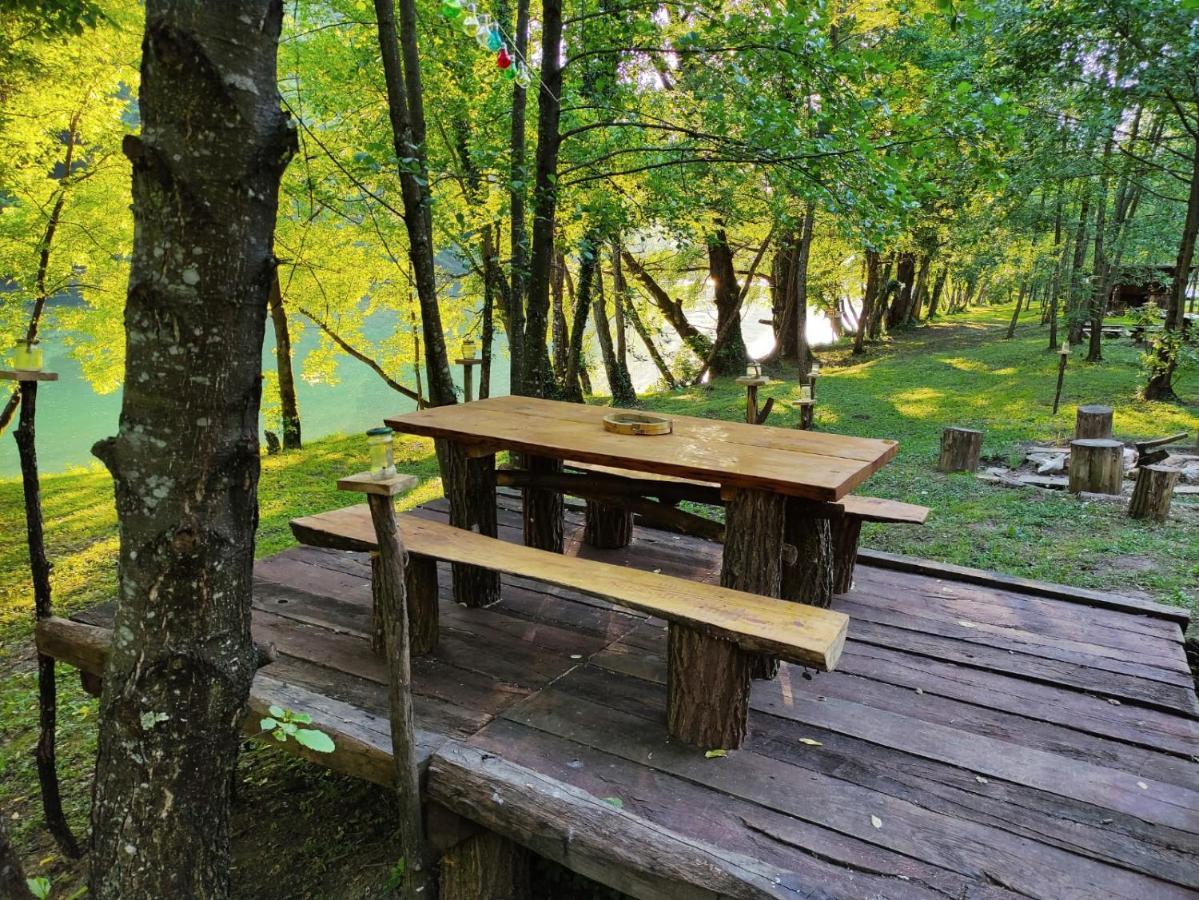 Отель Kolibe - Robinson Camp Kupa Netretic Экстерьер фото