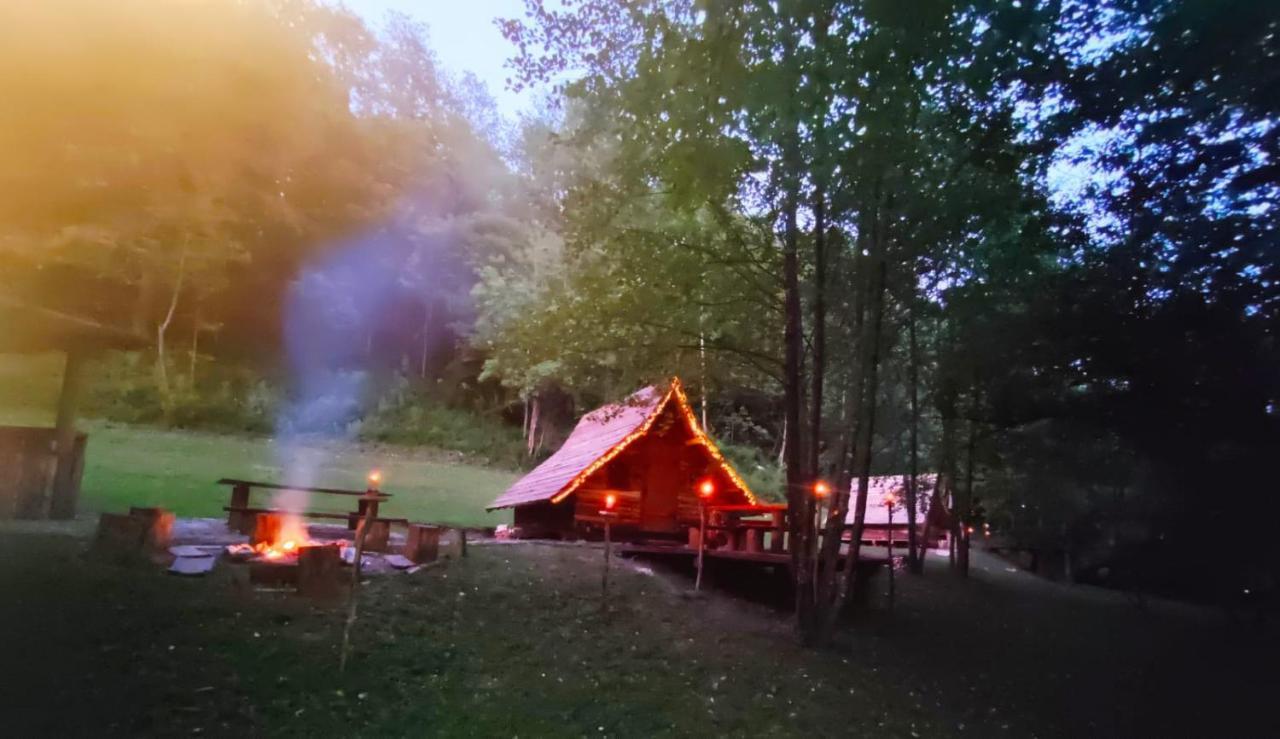 Отель Kolibe - Robinson Camp Kupa Netretic Экстерьер фото
